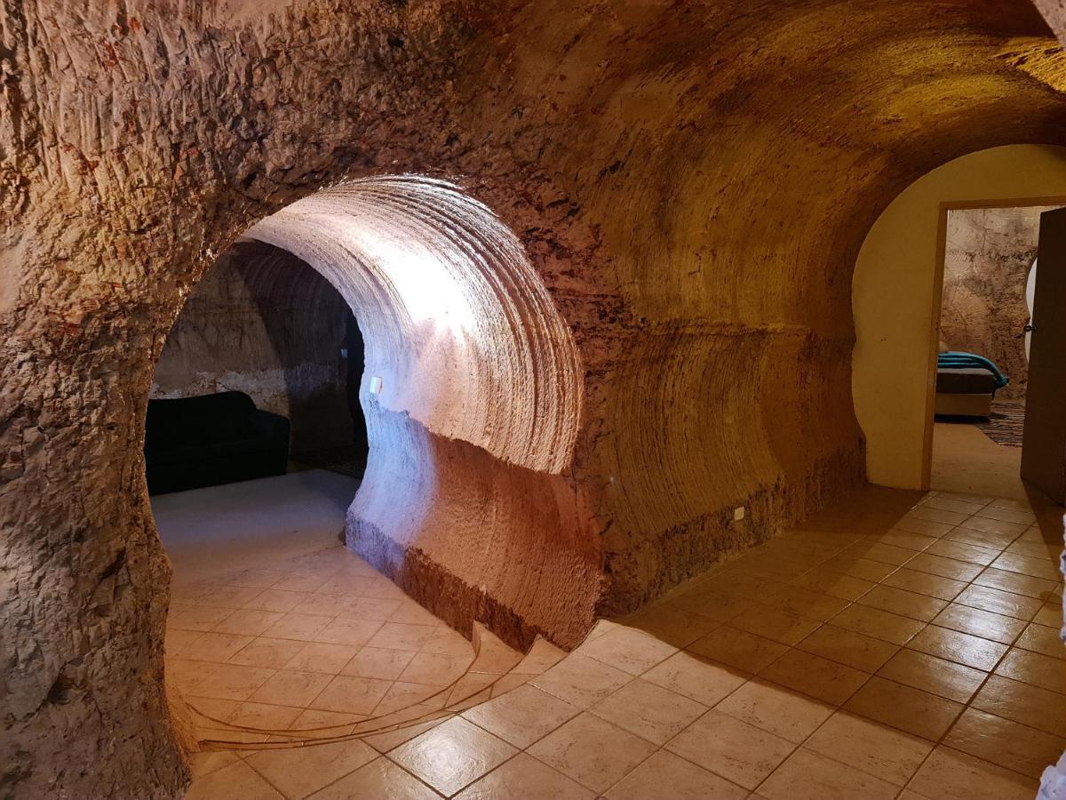 Underwood Court Fresh Dugout- Hosted By Coober Pedy Accommodations Extérieur photo