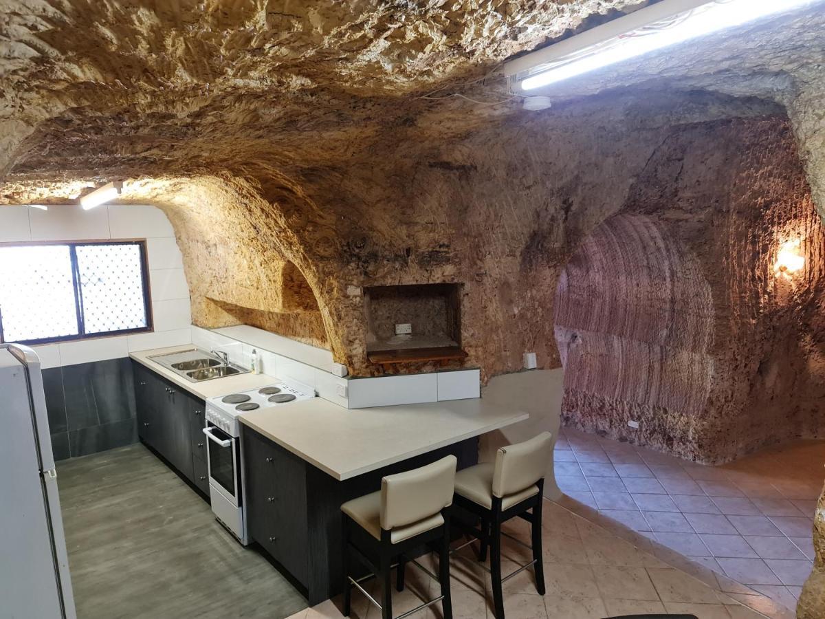 Underwood Court Fresh Dugout- Hosted By Coober Pedy Accommodations Extérieur photo