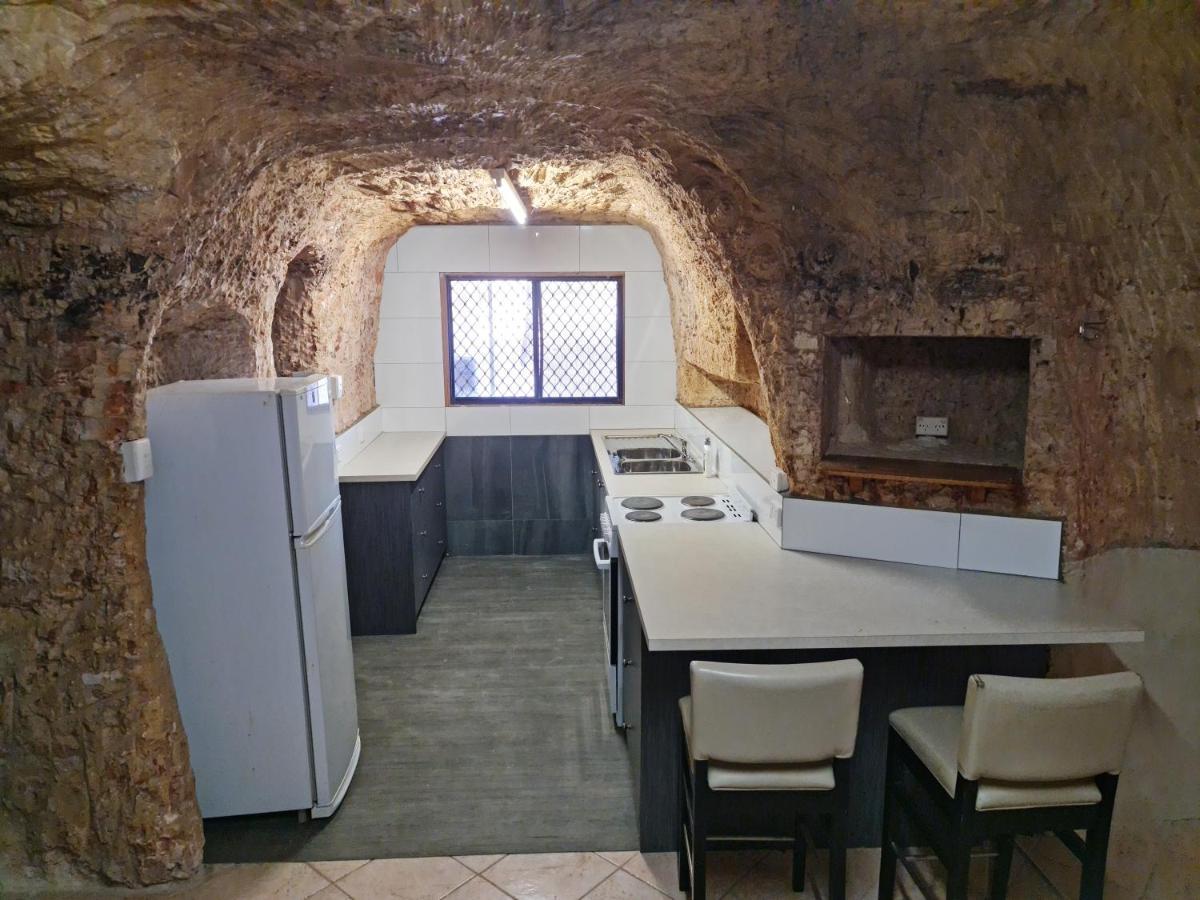 Underwood Court Fresh Dugout- Hosted By Coober Pedy Accommodations Extérieur photo