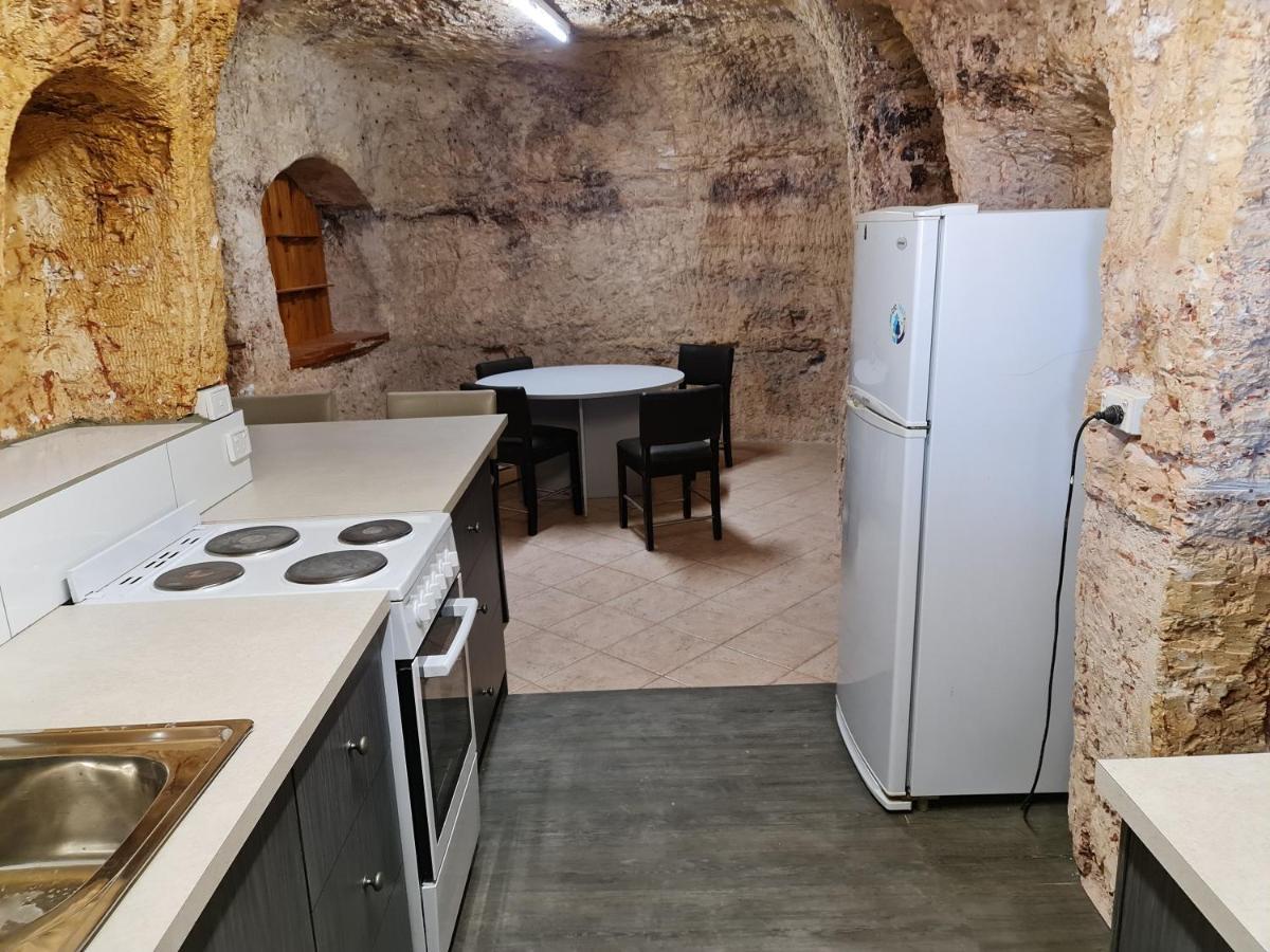 Underwood Court Fresh Dugout- Hosted By Coober Pedy Accommodations Extérieur photo