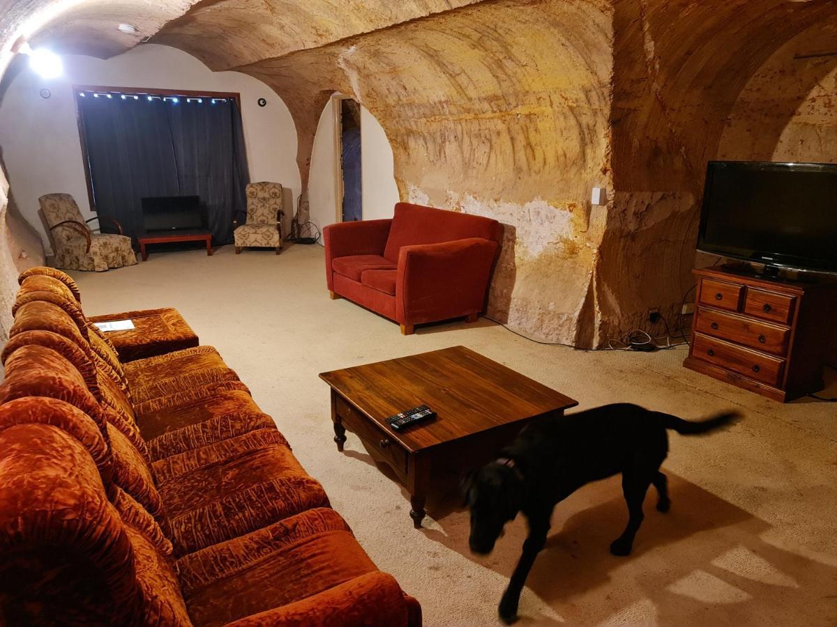 Underwood Court Fresh Dugout- Hosted By Coober Pedy Accommodations Extérieur photo