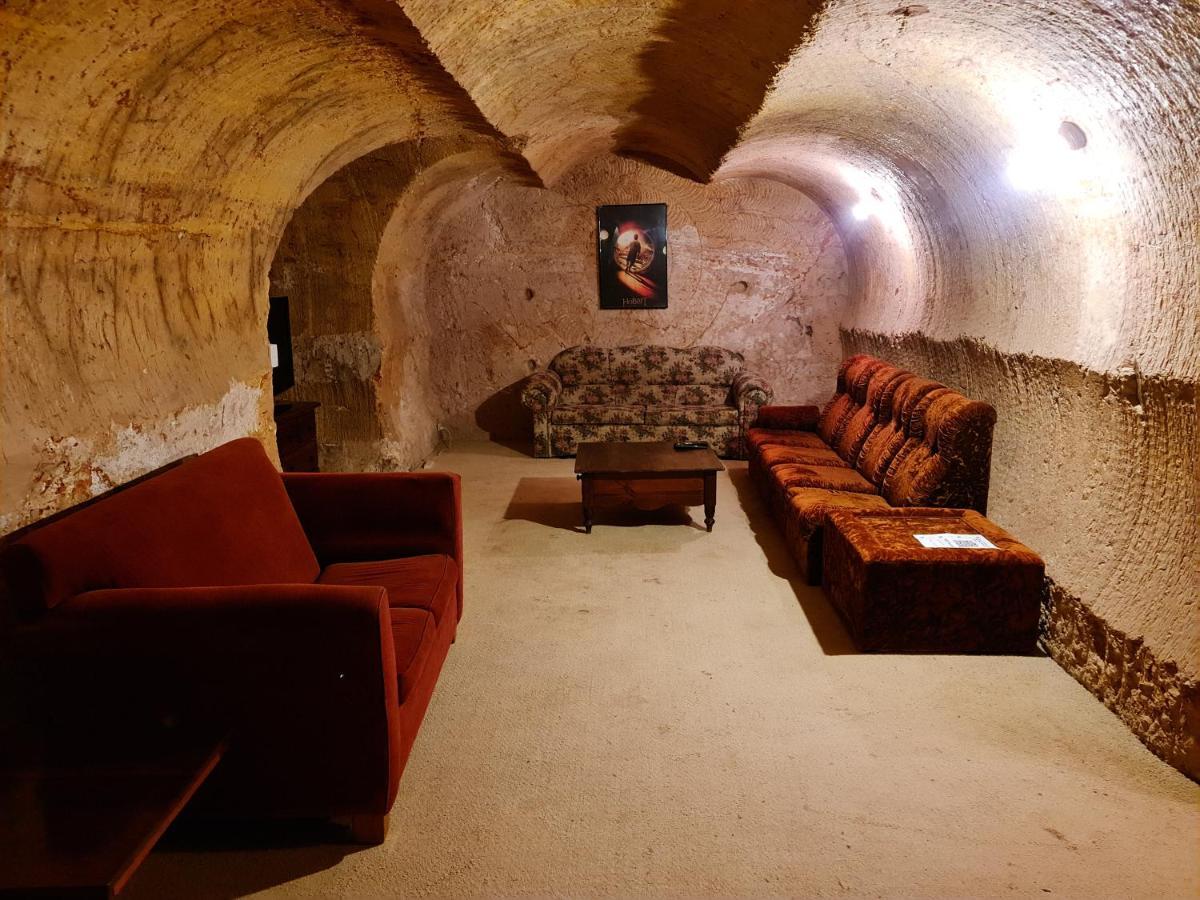 Underwood Court Fresh Dugout- Hosted By Coober Pedy Accommodations Extérieur photo