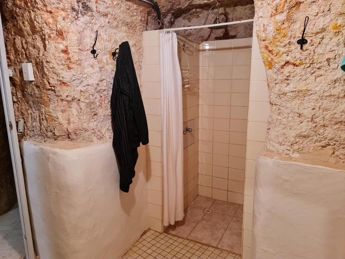 Underwood Court Fresh Dugout- Hosted By Coober Pedy Accommodations Extérieur photo